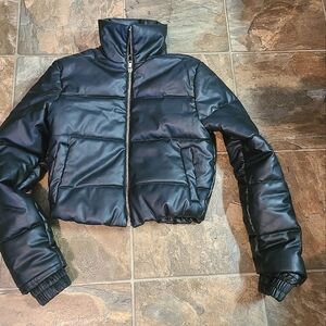 FABULOUS CROPPED Black LEATHER  Puffer Jacket